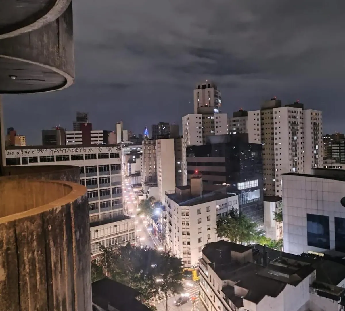 Lindo Flat Terraco Garagem Metro Liberdade Paraiso 圣保罗